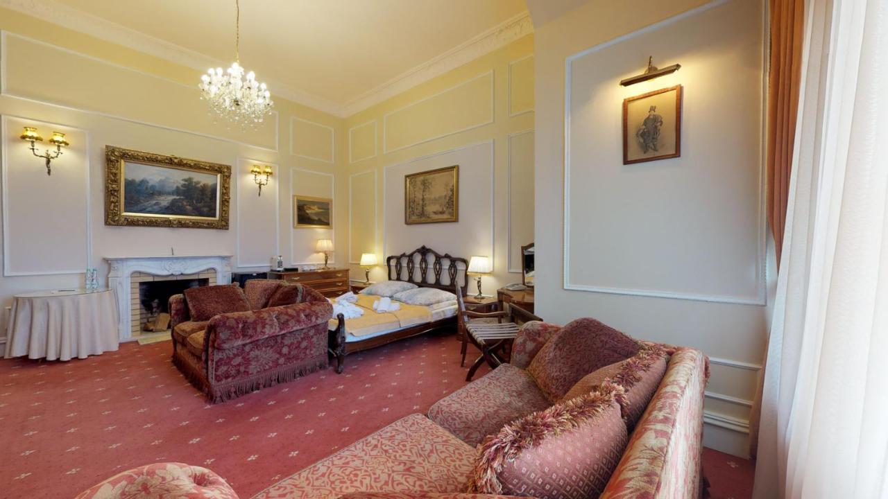 Hotel Bursztynowy Palac Koszalin Luaran gambar