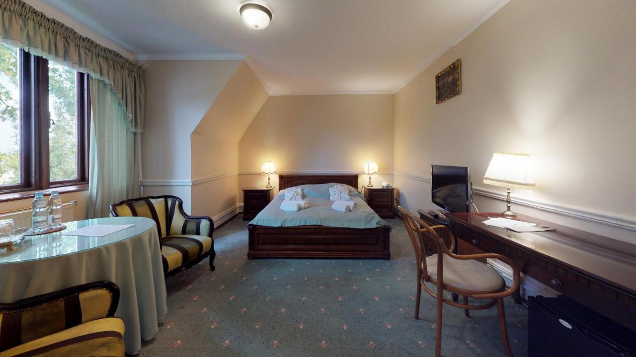 Hotel Bursztynowy Palac Koszalin Luaran gambar